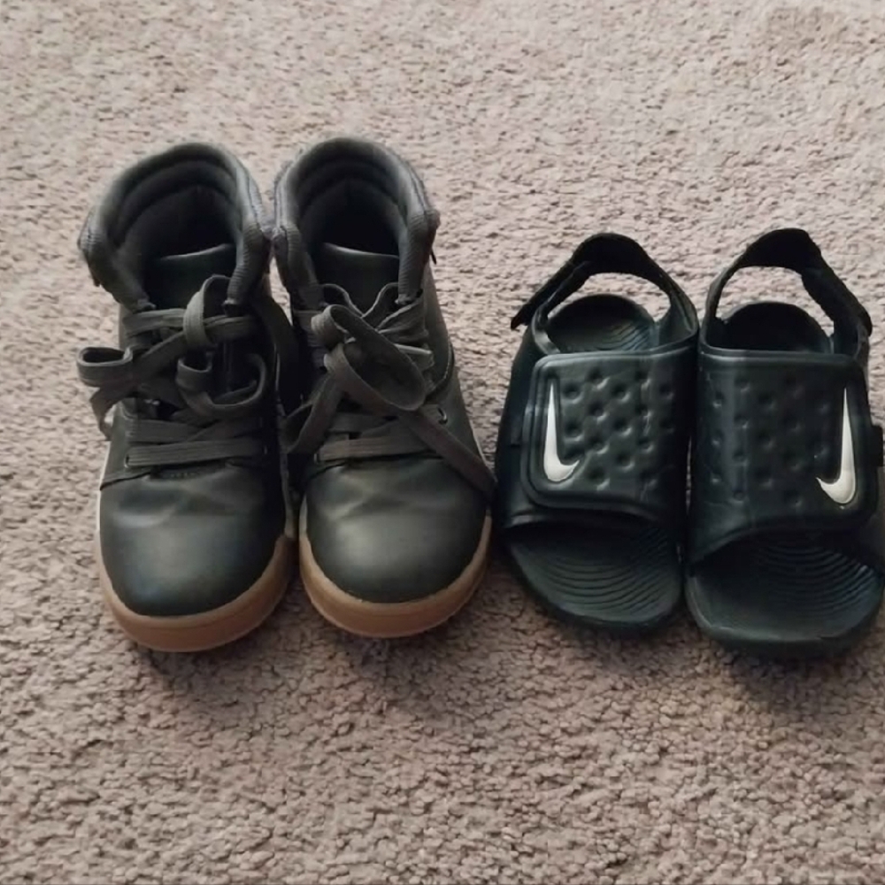 Dark GRAY Sneakers with Lace-Up Design and Gum Sole
